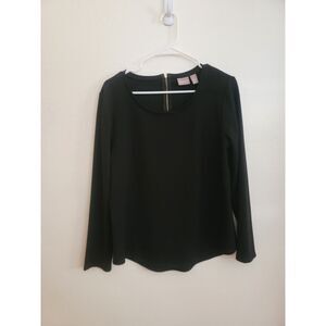 EUC Women's Chico's Black Long Sleeve Top 1/4 Zippered Back sz 1 Medium